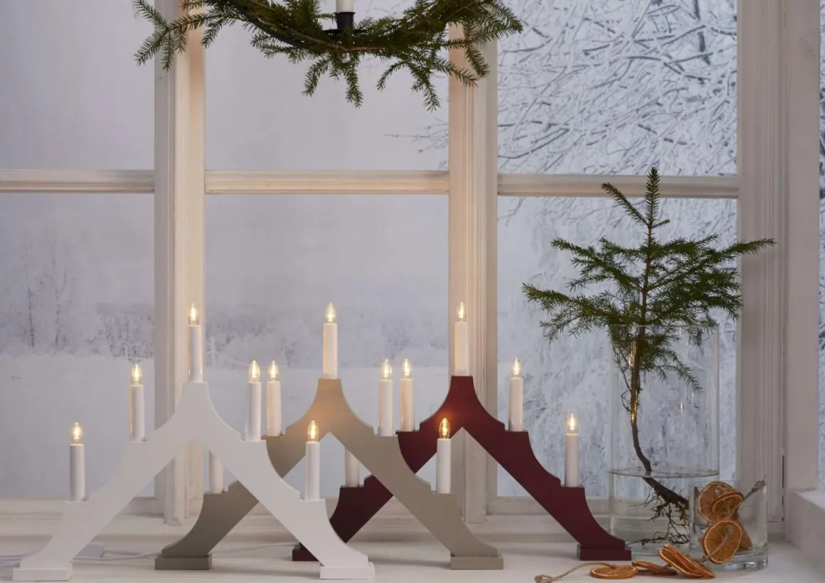 ALMA Träljusstake 33,5cm Röd