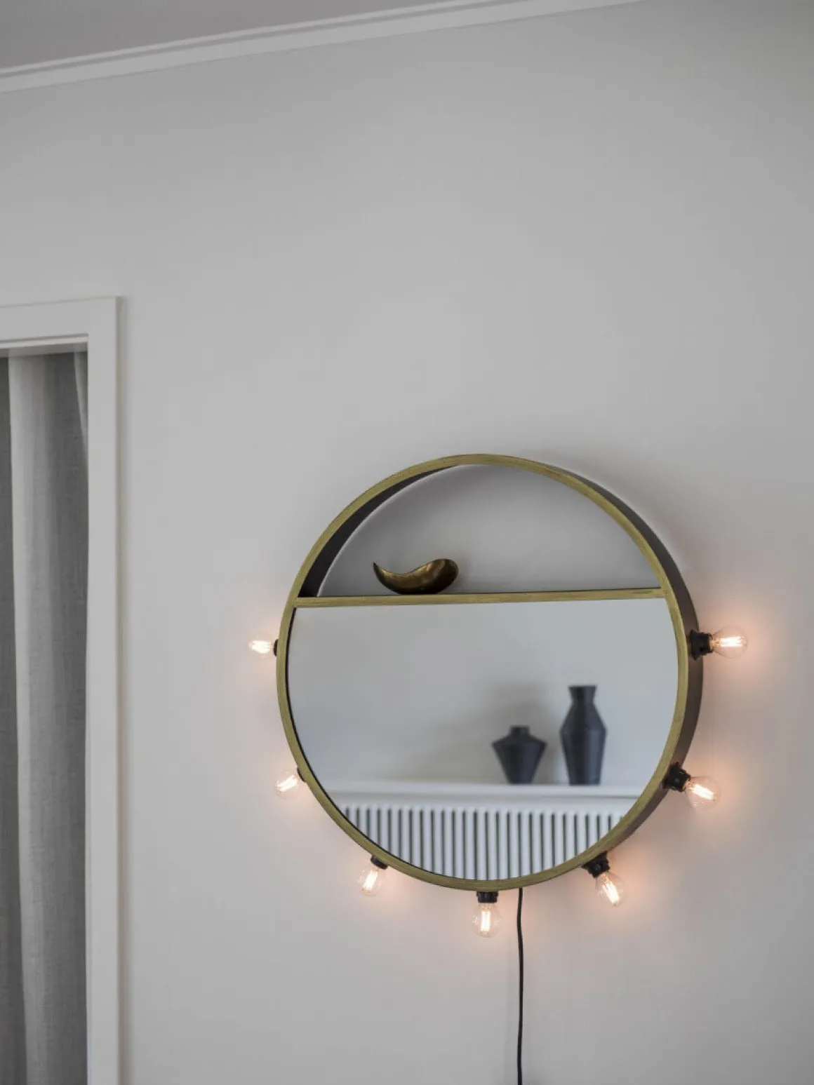 BEA Spegellampa 5L 45cm Guld/Svart