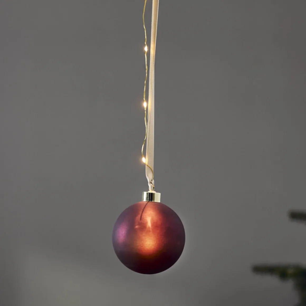 BLISS Glaskula Batteri 11cm 16LED Röd