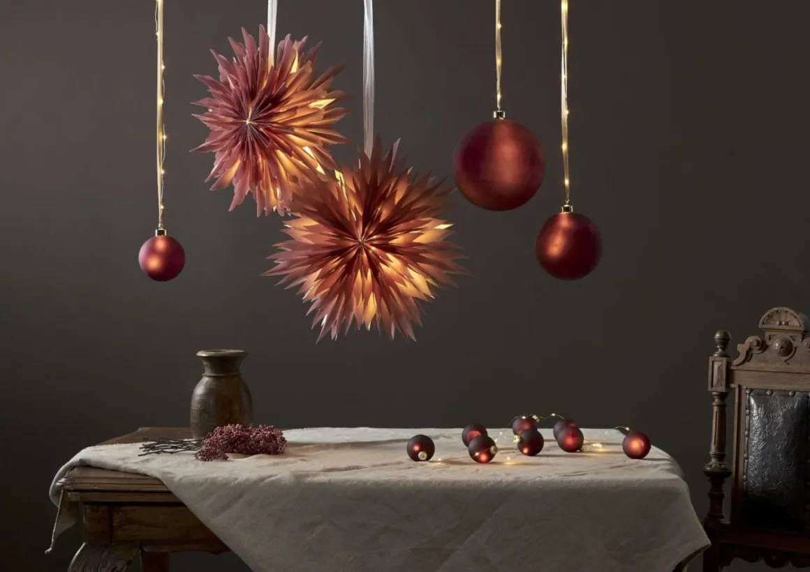 BLISS Ljusslinga Batteri 1,6m 22LED Varmvit/Röd