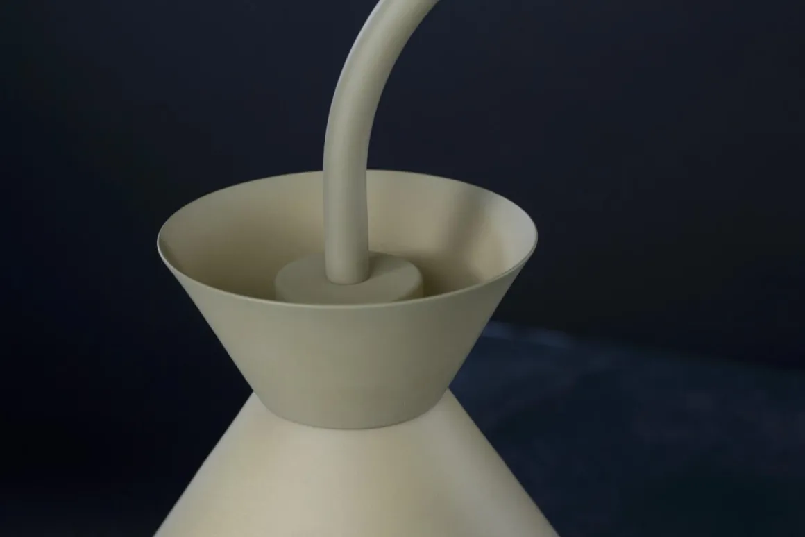 CONI Vägglampa 54cm Beige