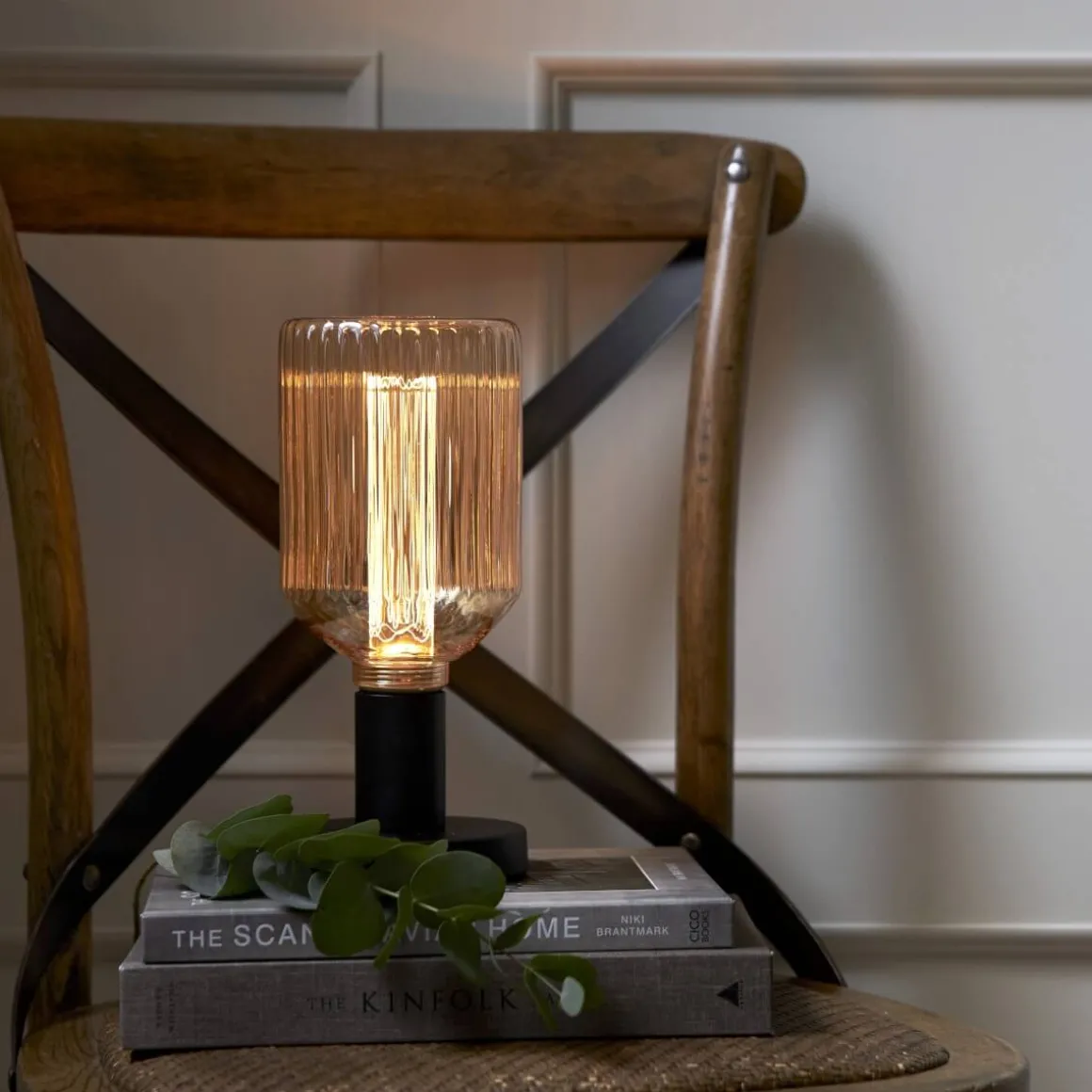 E27 Decoled New Generation Classic Amber 1W 1800K 50lm LED-Lampa