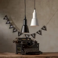 E27 DREAM DecoSkärm 3.5W 3000K 210lm Svart LED-Lampa