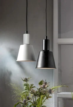 E27 DREAM DecoSkärm 3.5W 3000K 210lm Svart LED-Lampa