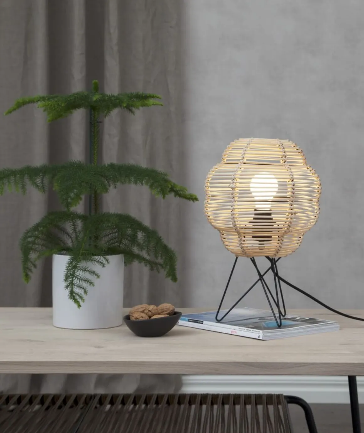 E27 Frostad Normal 1.8W 2700K 150lm LED-Lampa