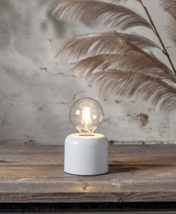 E27 95-Glob Vit Dimbar 7W 2700K 806lm Klar LED-Lampa