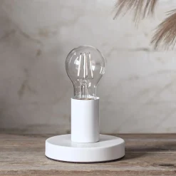 E27 Normal Dimbar 7W 2700K 806lm Klar LED-Lampa