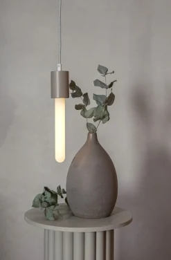 E27 Tubural Dimbar RA90 Opal 4W 3000K 245lm LED-Lampa