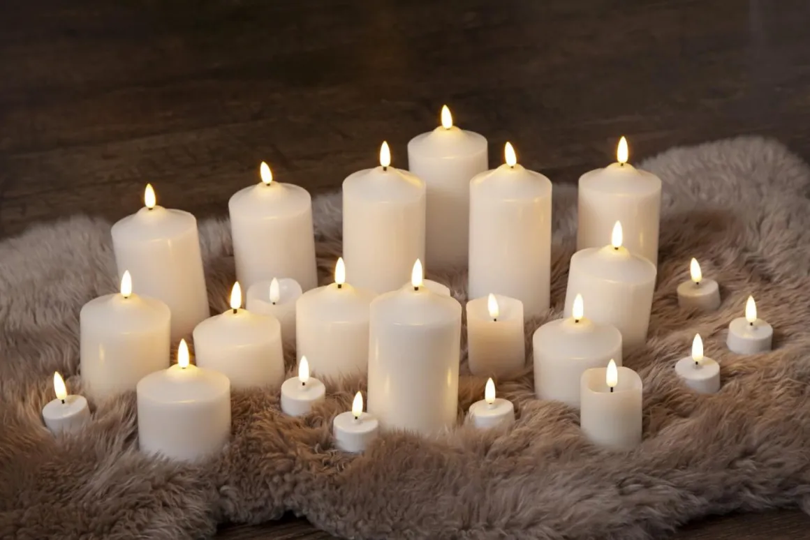 FLAMME LED-Blockljus 12cm Vit Vax