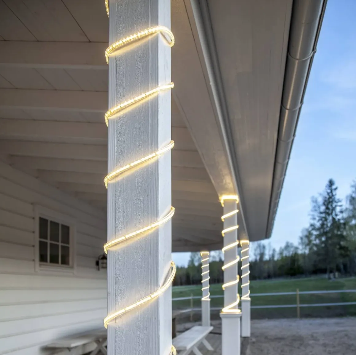 FLATSMDLED Ljusslang 10m 960LED Varmvit/Transparent