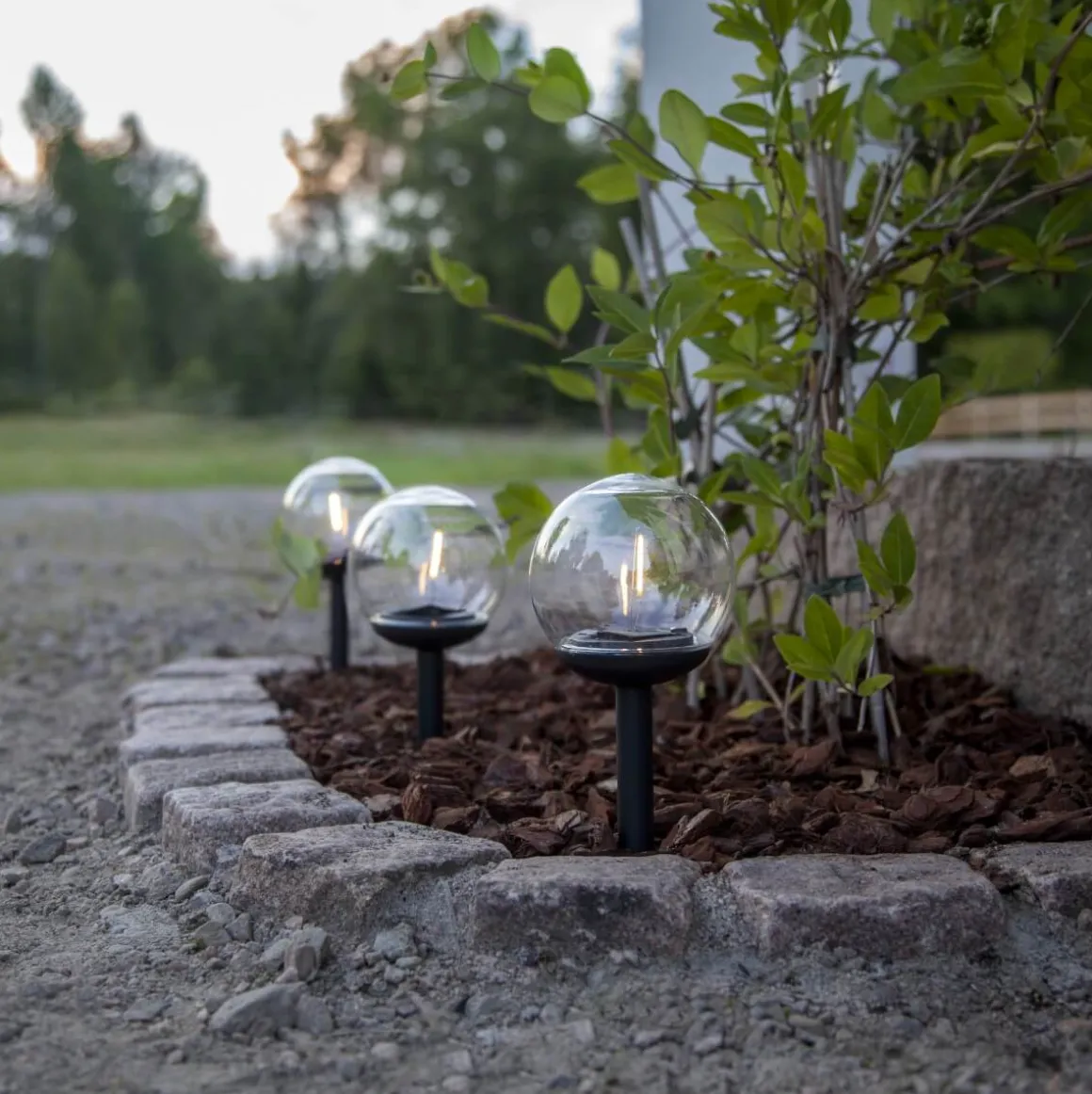 GLOBE Solcells-pollare 3-pack 25cm Svart