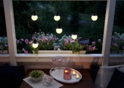 GLOBUS Solcells-Ljusslinga 9cm Vit