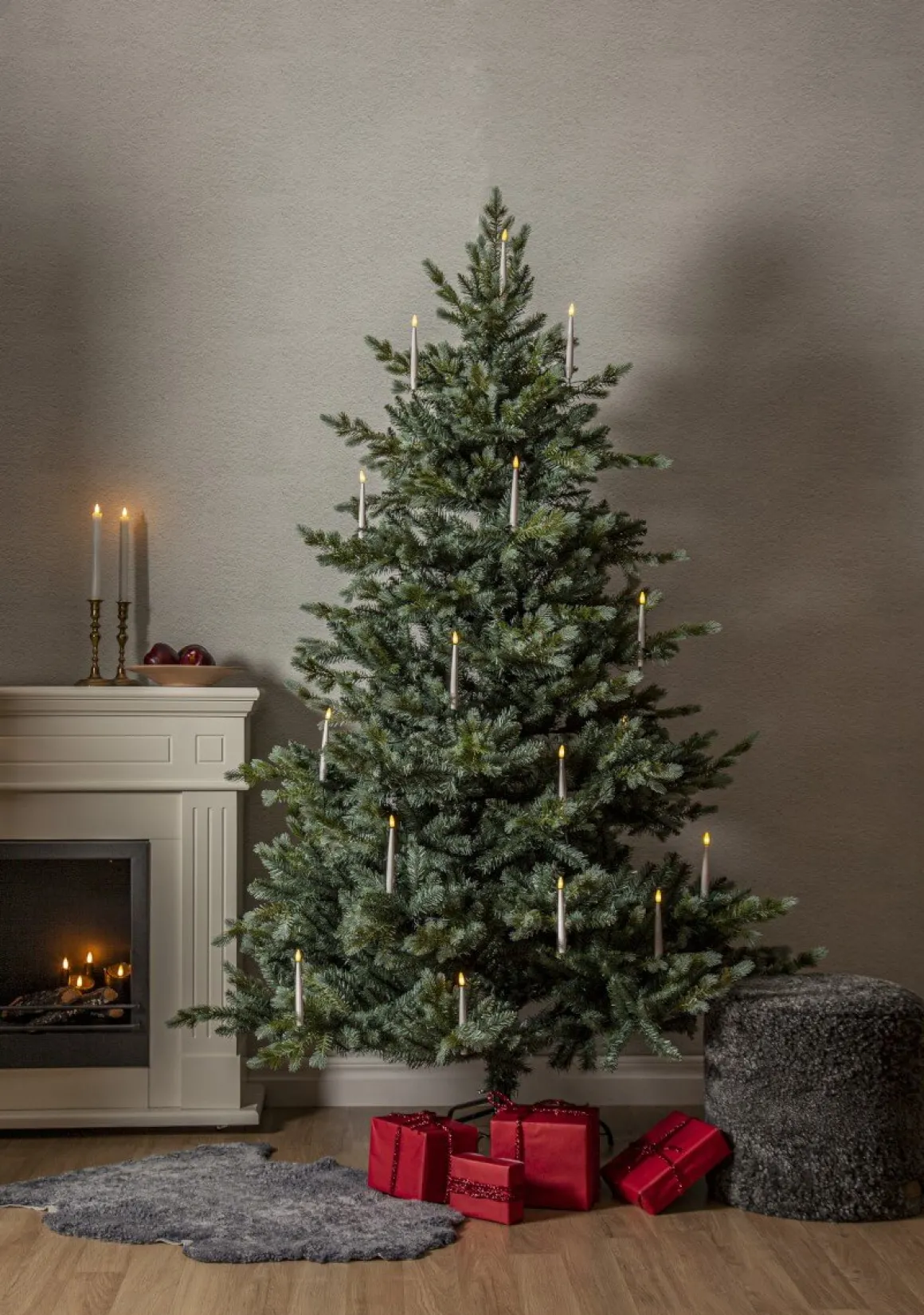 GREYLAND Julgran 210cm Grön