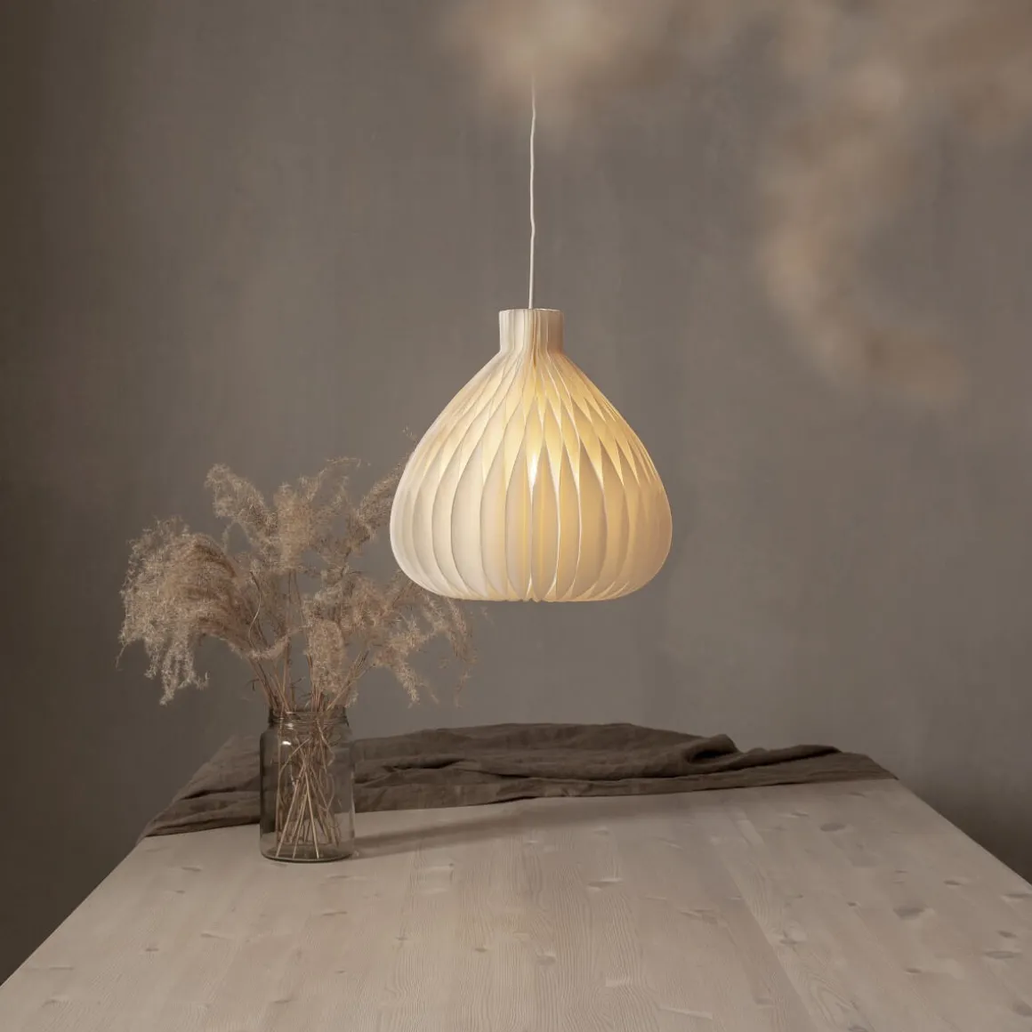 HONEYCOMB Hängande dekoration 30cm Vit