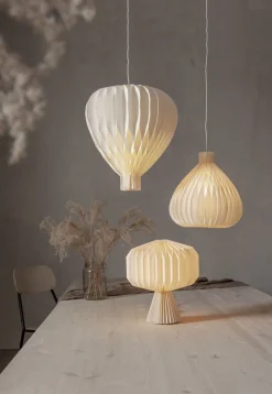 HONEYCOMB Hängande dekoration 40cm Vit