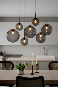 Laura Taklampa 7:a 86cm Svart/Rökgrå