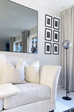 MOLEKYL Golvlampa 130cm Svart/Rökgrå