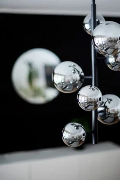 MOLEKYL Taklampa Lodrät 7L 38cm Svart/Rökgrå