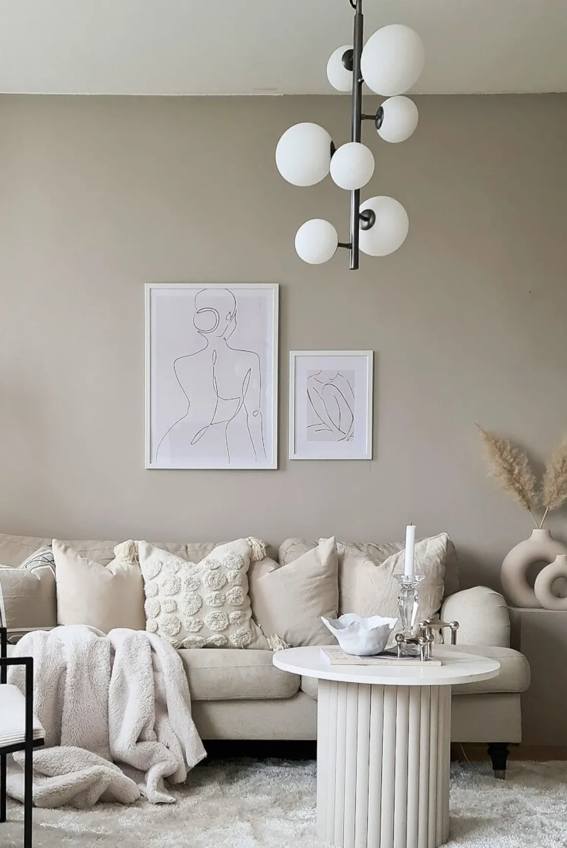 MOLEKYL Taklampa Lodrät 7L 38cm Tenn/Vit