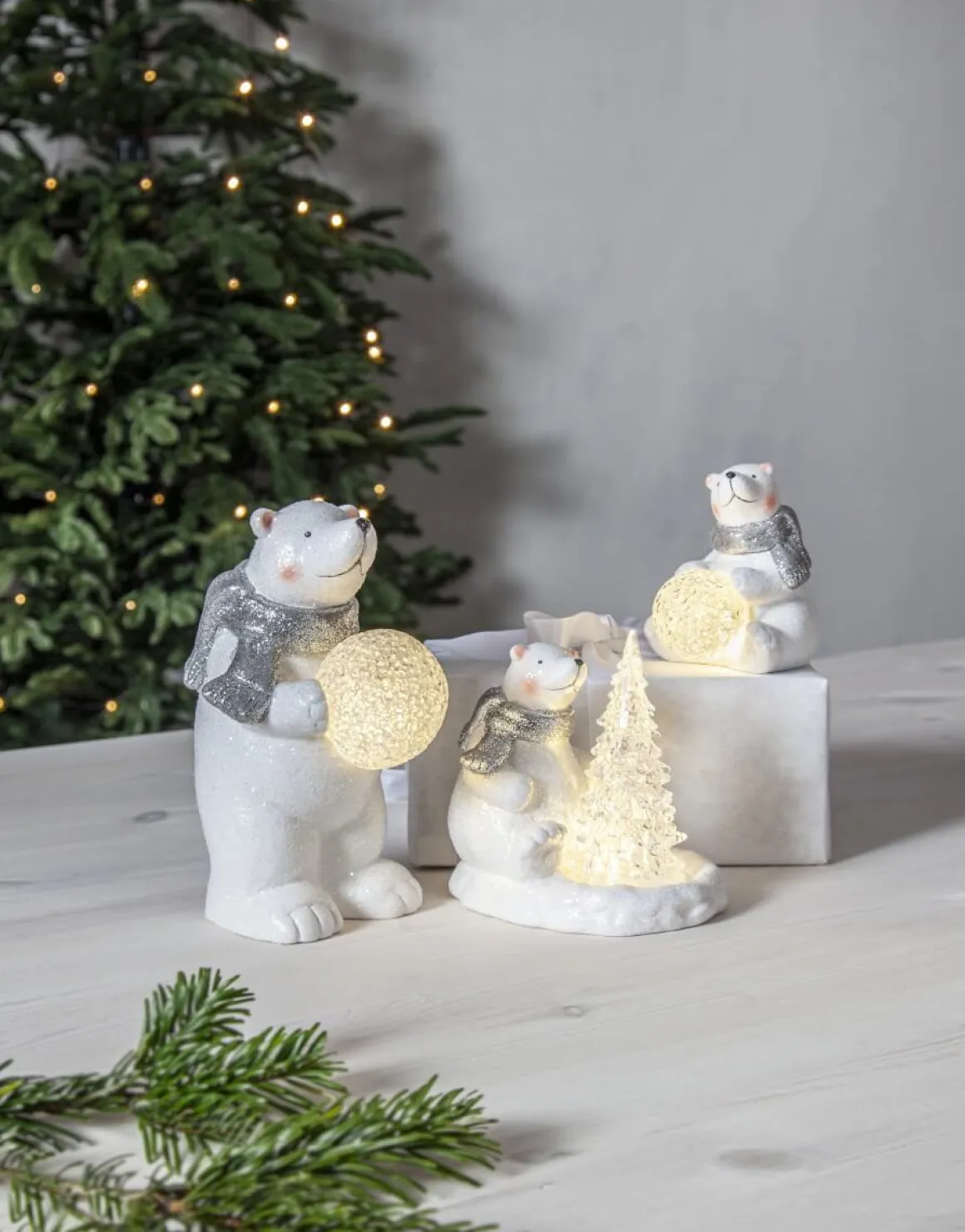 POLARE Dekorationsfigur Isbjörn Batteri 12cm Vit