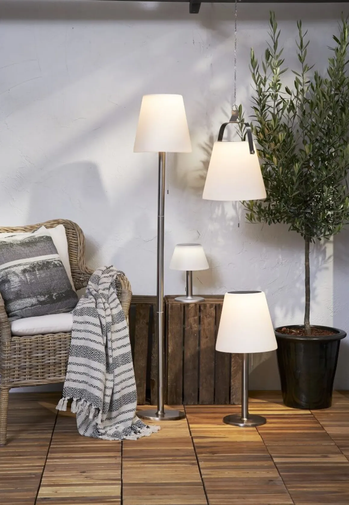 SOLIA SHADE Solcellsdekoration 28cm Vit