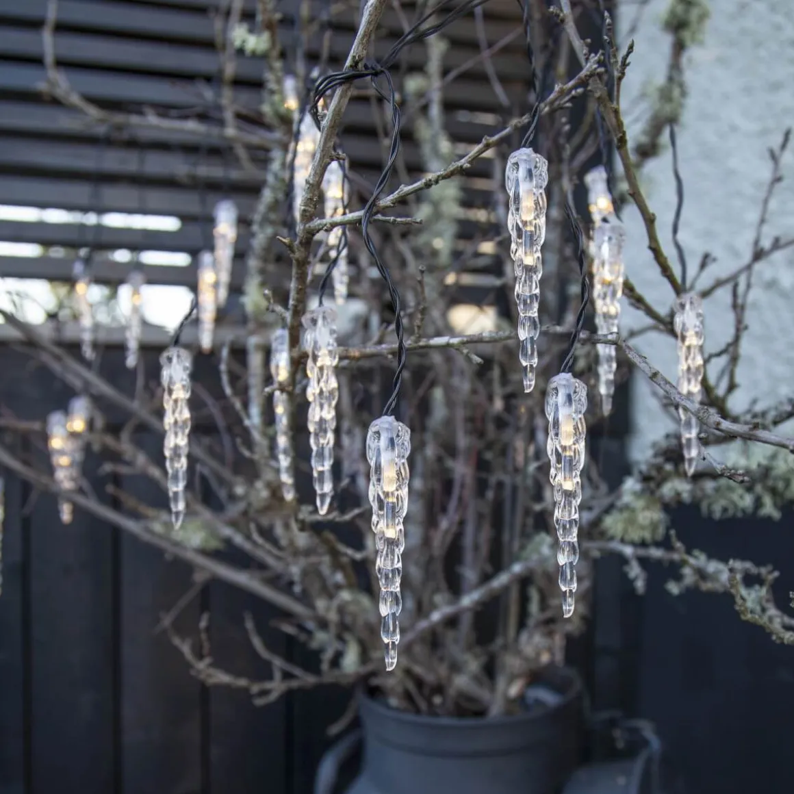 SYSTEM DECOR EXTRA Istappsslinga 5m 50LED Varmvit/Svart IP44