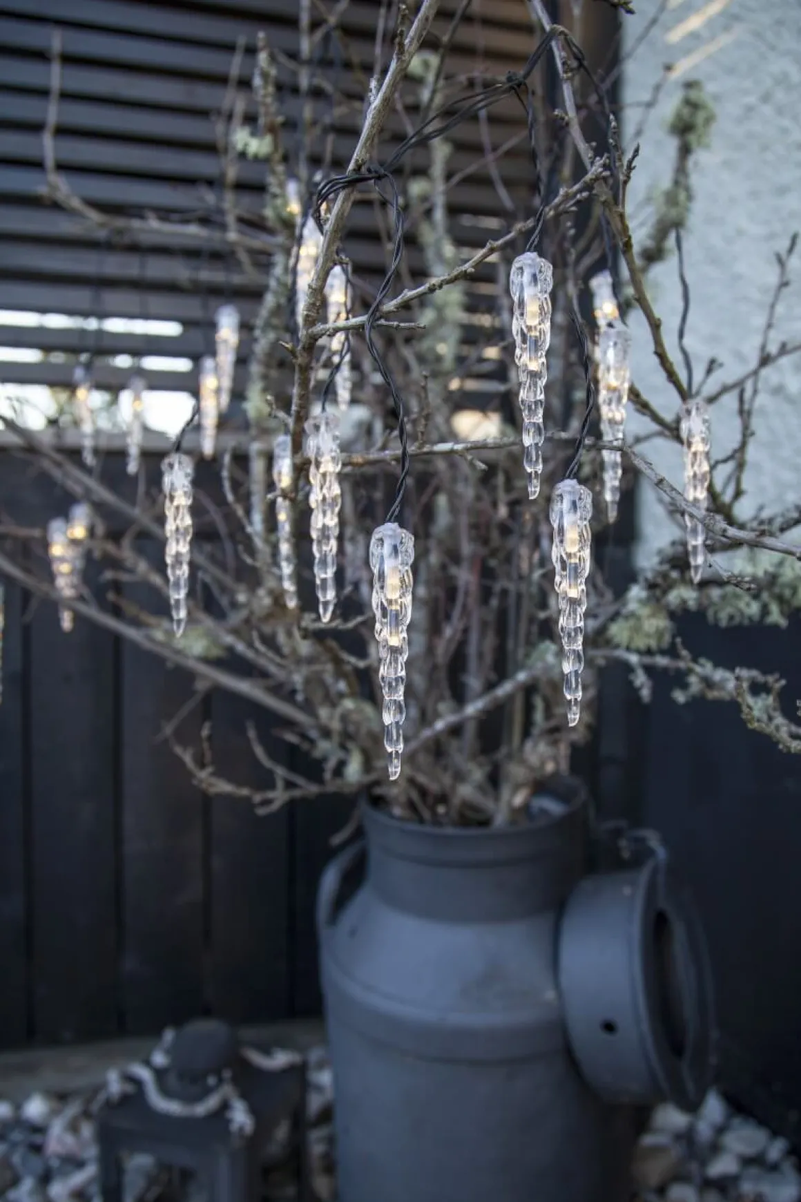 SYSTEM DECOR EXTRA Istappsslinga 5m 50LED Varmvit/Svart IP44