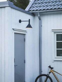 TRIPP Fasadlampa 50cm Svart