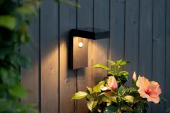 VICI Vägglykta Solcell Sensor 20cm Svart