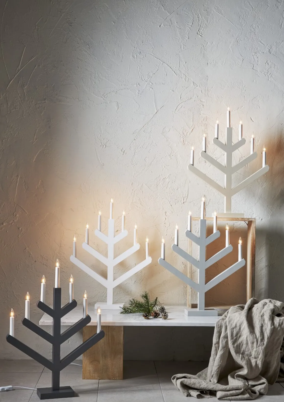 VINGA Ljusstake 7L 62cm Beige