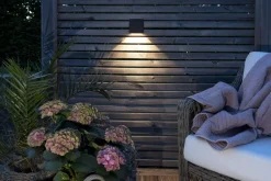 WALLY CUBE Vägglykta Solcell 10cm Svart