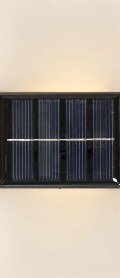 WALLY FROST Solcells-vägglykta 14cm Svart/Vit IP44