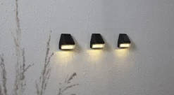 WALLY MINI 3-Pack Solcells-vägglykta 7,5cm Svart Varmvit IP44