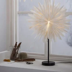 WINTER Stjärna på fot 62cm Vit